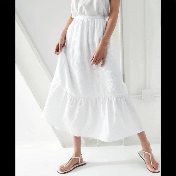 Banana Republic Dresses & Skirts - Banana Republic Gauze Maxi Skirt